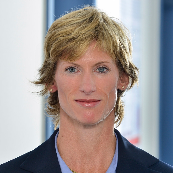Dr. Gundula Ernst